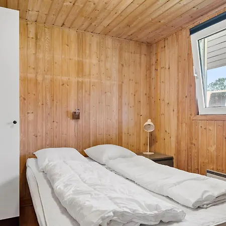 Дом отдыха Beautiful In With Sauna *